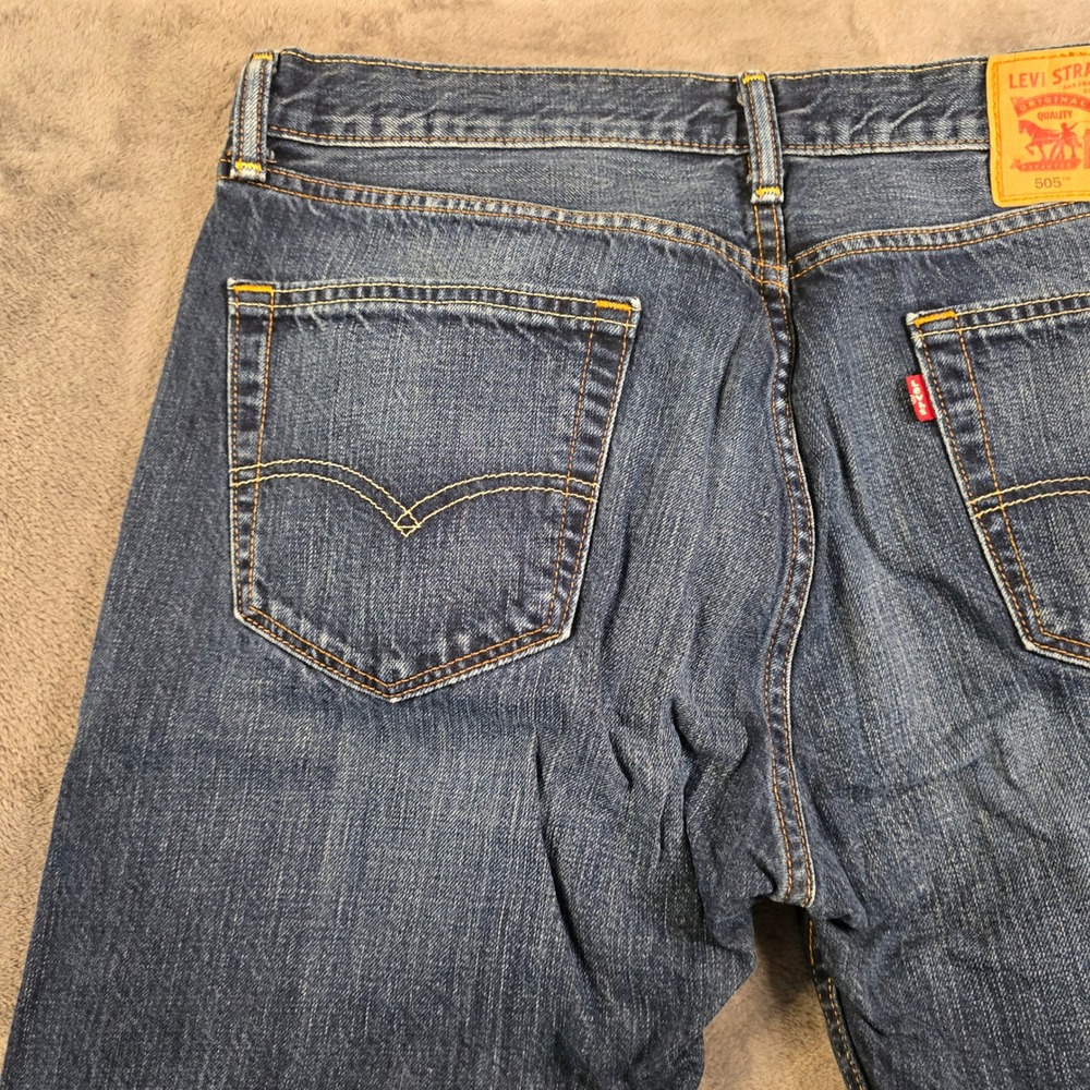 Levis 505 Jeans Men's 33x30 Blue‎ Denim Medium Wash Regular Fit Straight Leg - Picture 12 of 16